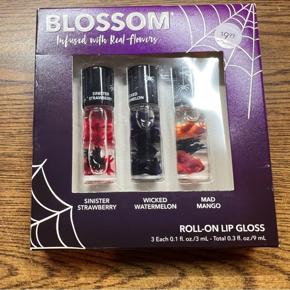 Blossom Real Flowers Roll-On Lip Gloss Infused with Real Flowers New in Box